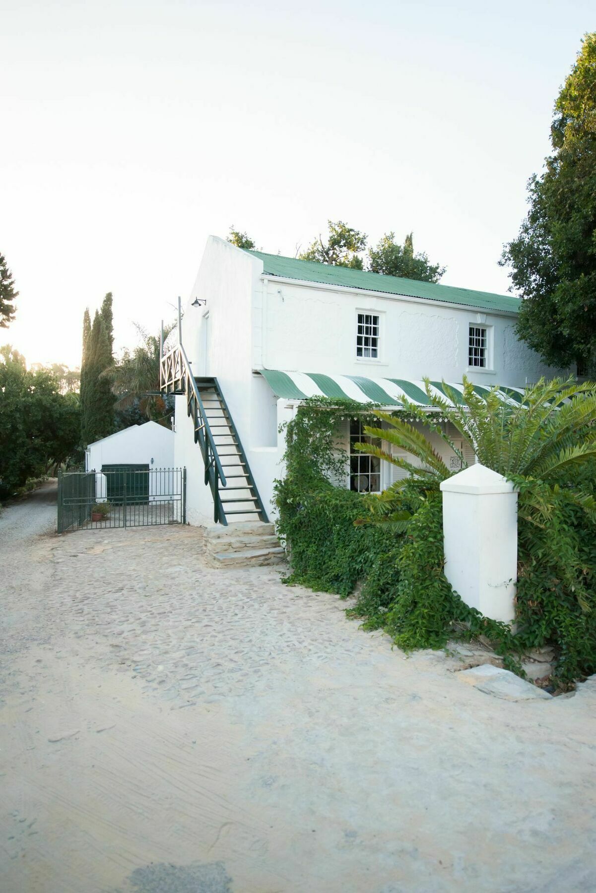 Tulbagh Country Guest House - Cape Dutch Quarters Exterior photo